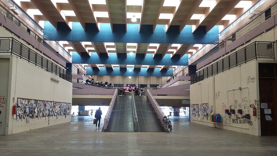 Spaces for learning and exchange